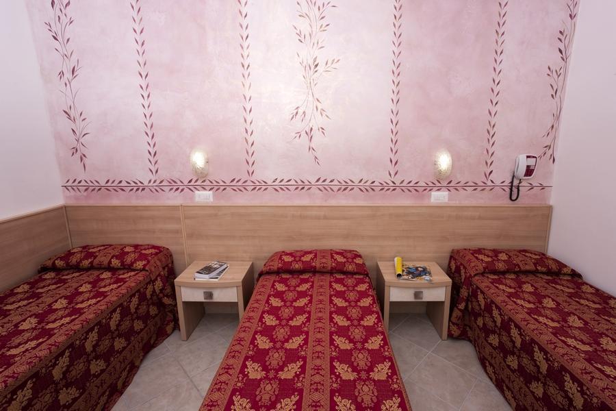 Hotel Rodi Cervia Bagian luar foto