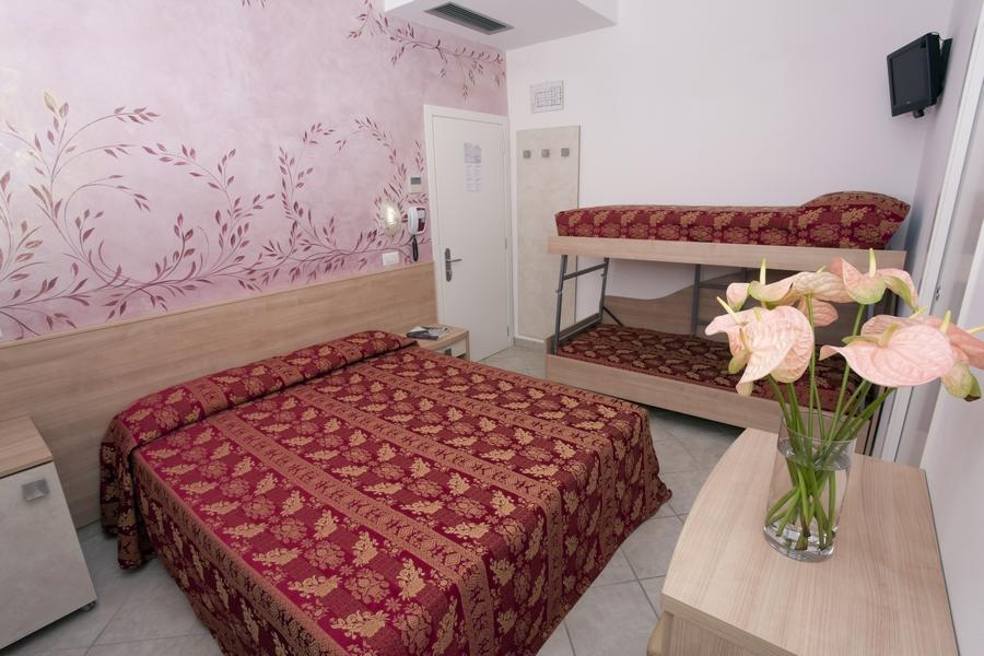 Hotel Rodi Cervia Bagian luar foto